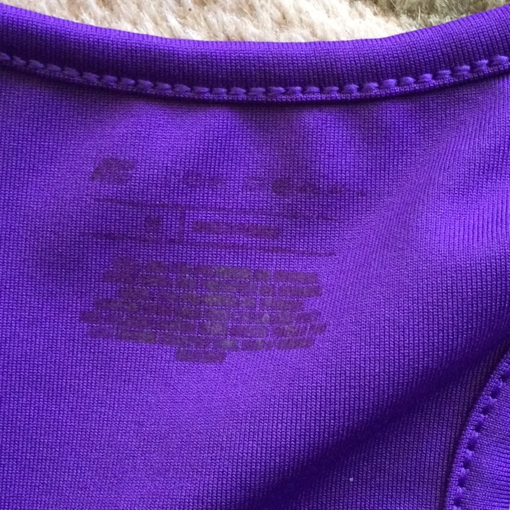 Workout tops - Picture 4 of 5